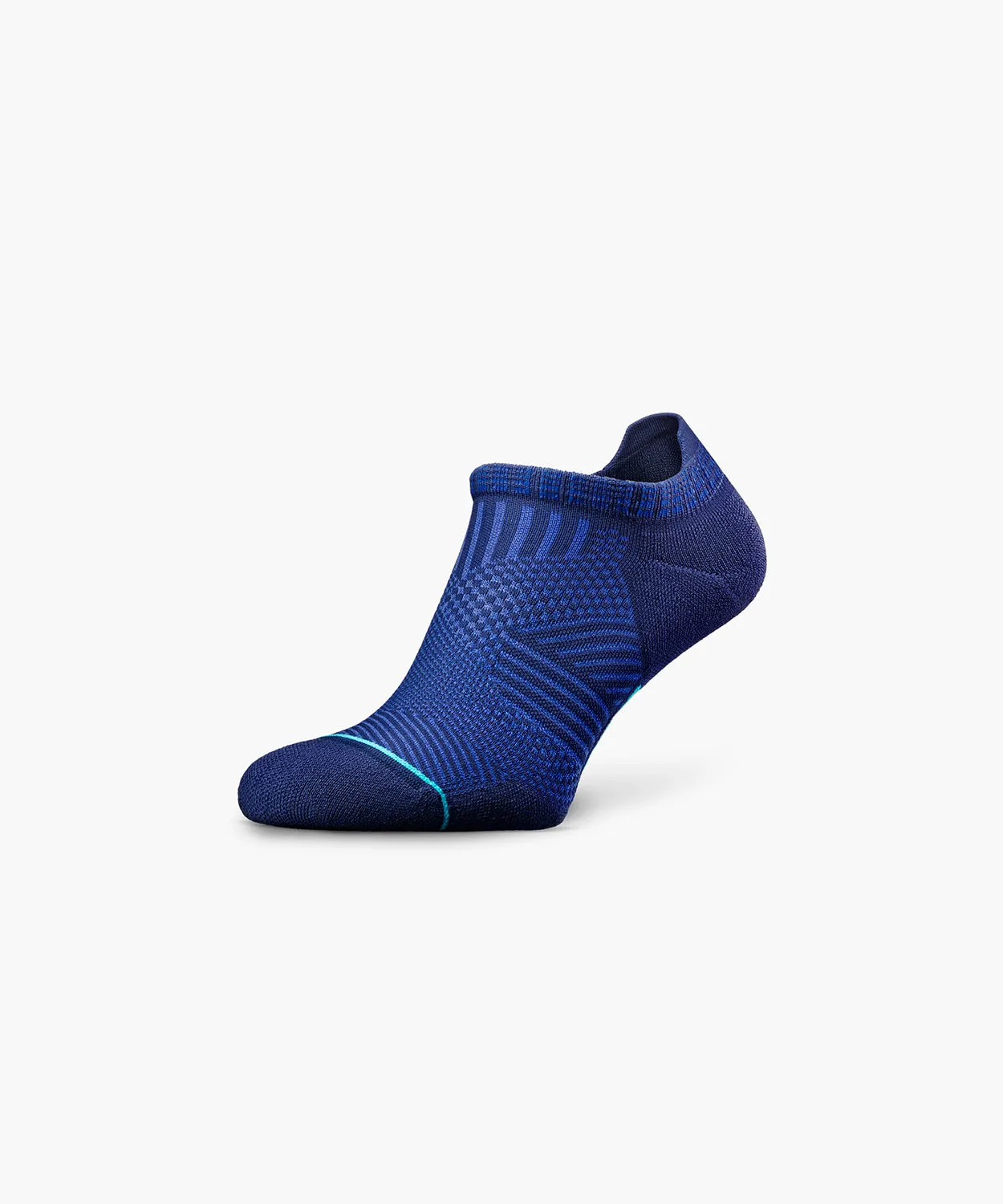 Accelerate Max Cushion Socks