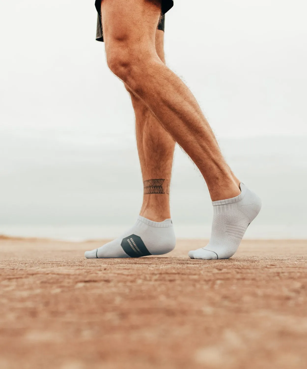 Accelerate Max Cushion Socks