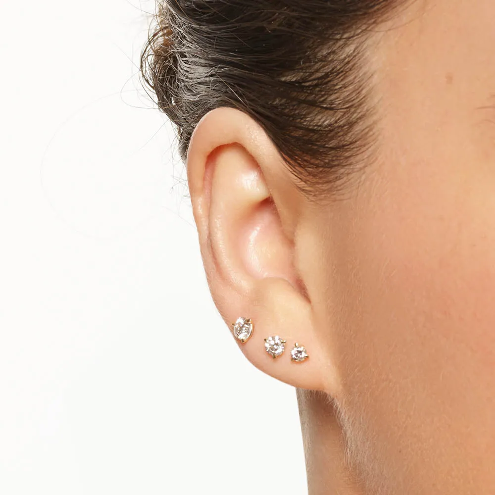 Laboratory-Grown Diamond 0.75ct Round Stud Earrings in 10k Gold