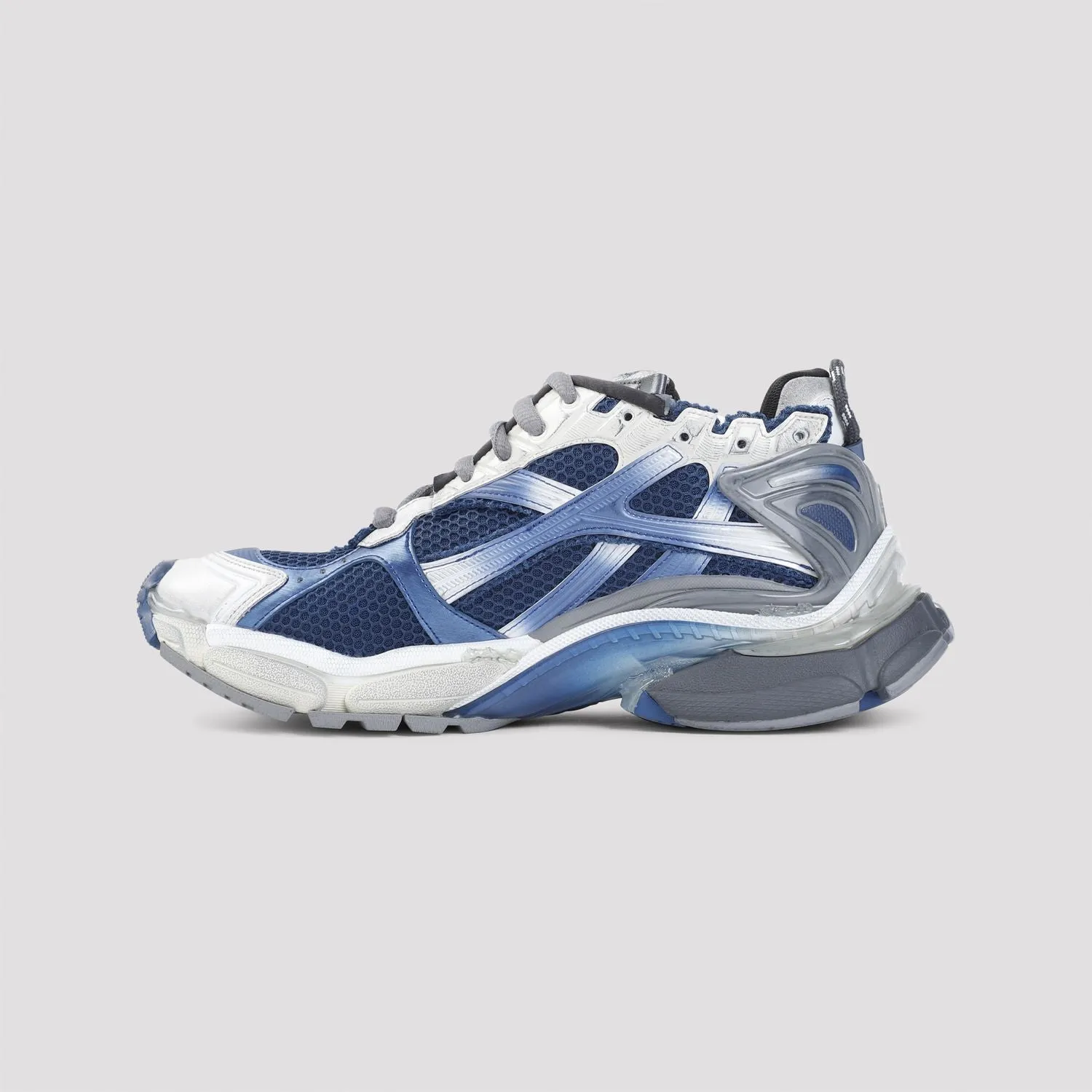 RUNNER SNEAKERS