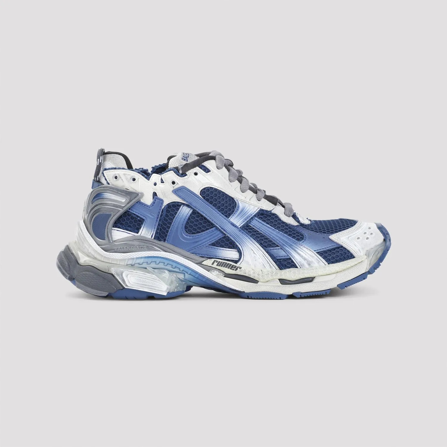 RUNNER SNEAKERS